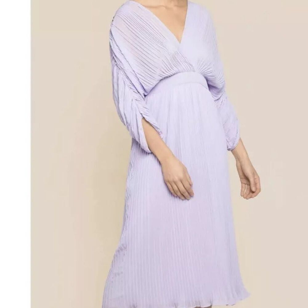 By Timo  Plisse Pleated Women's  Size S  Length  under knee Midi Dress Lilac NWT - Picture 3 of 13